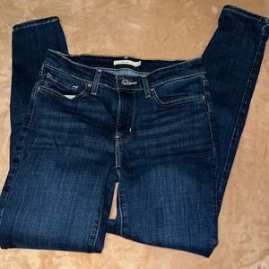 Levi’s 711 Skinny Jeans